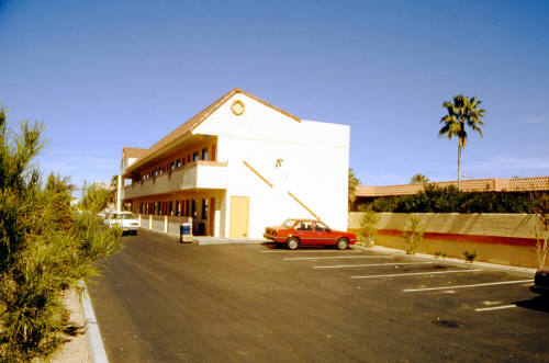 Tempe Motel, 947 E. Apache