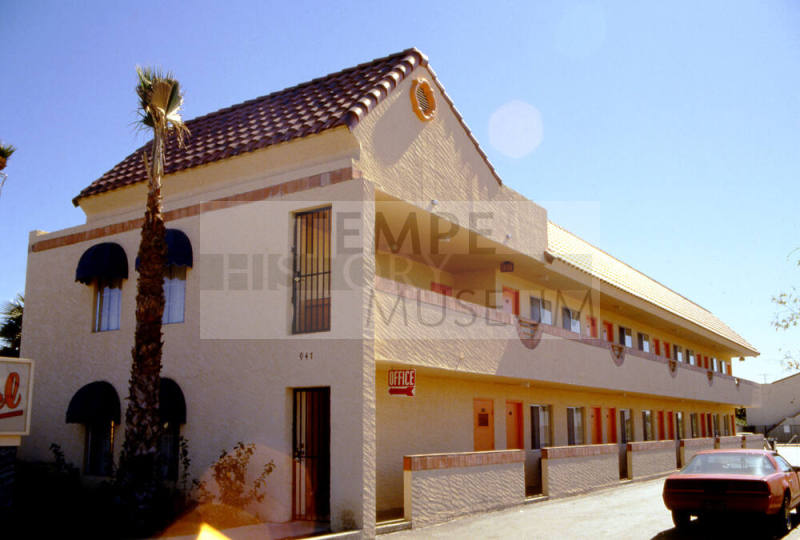 Tempe Motel, 947 E. Apache