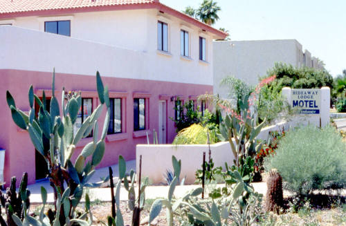 Hideaway Lodge Motel, 1461 E. Apache
