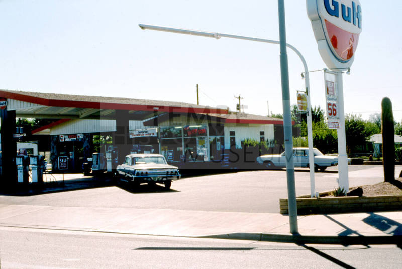 Gulf Gas-Station, 1501 E. Apache