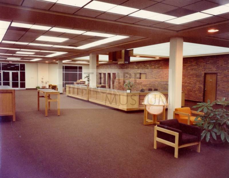 Tempe Library, Lobby