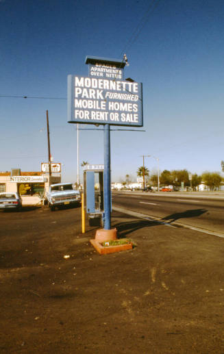 Modernette Trailer Court, 1707 E. Apache