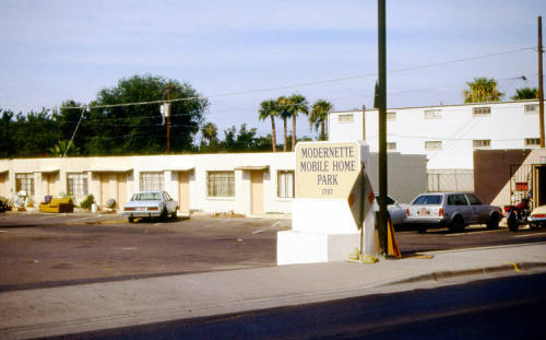 Modernette Mobile Home Park, 1707 E. Apache