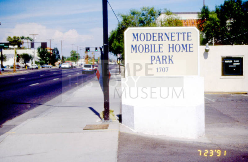 Modernette Mobile Home Park, 1707 E. Apache