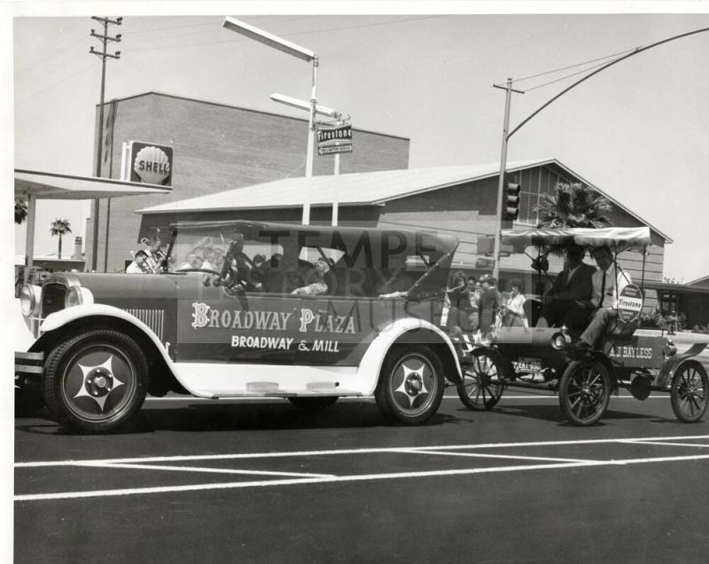 Vintage Vehicles near Tempe High School