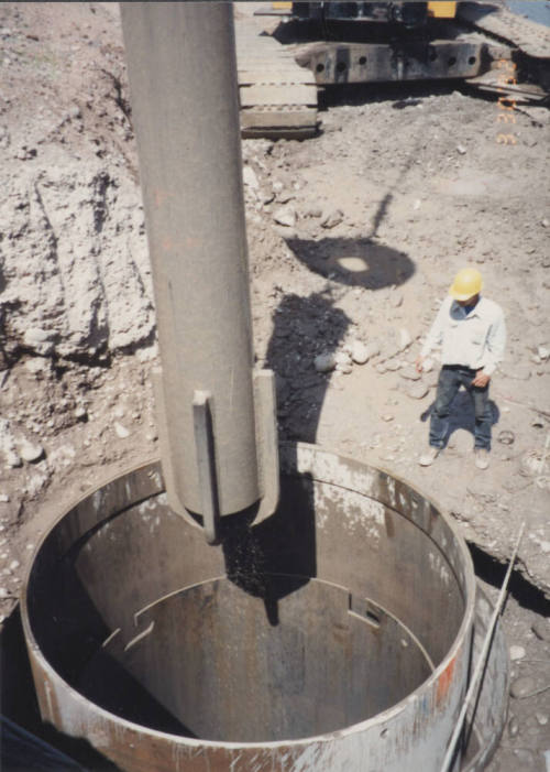 Pier 2 D/S Excavation (Drop Ram)
