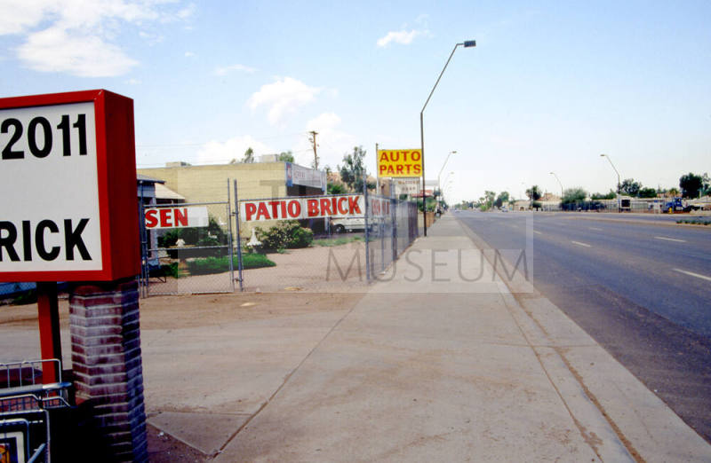 Hopper's Automotive Parts, 2003 E. Apache Blvd.