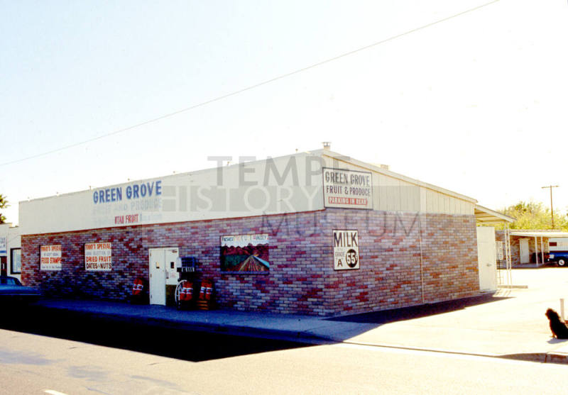 Green Grove, 2111 E. Apache Blvd.