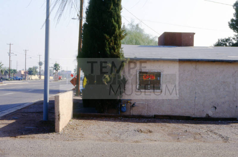 Lofty's, 2327 E. Apache Blvd.