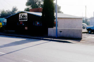 Lofty's, 2327 E. Apache Blvd.