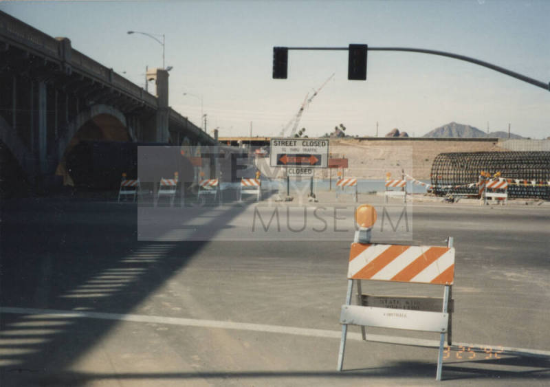Traffic Control on Northbound Mill Avenue at Rio Salado