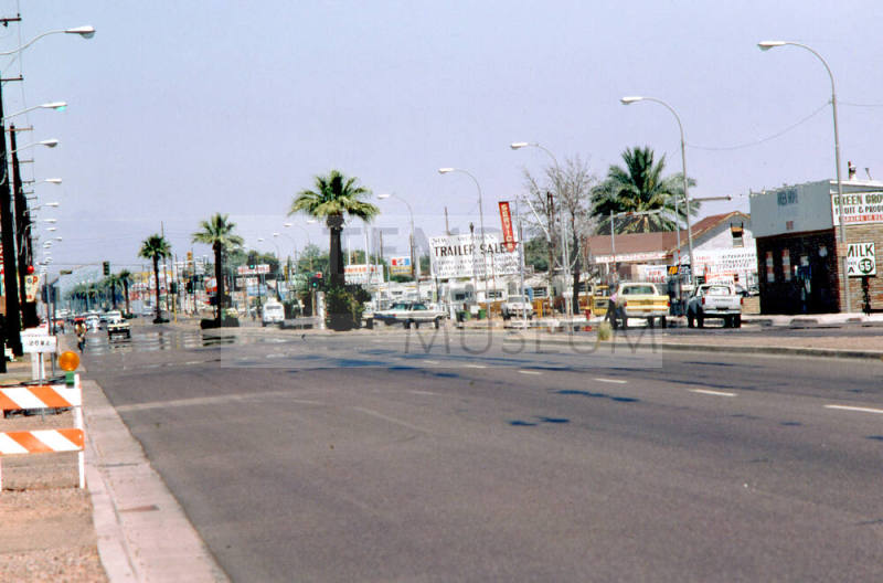 1900 Block E. Apache