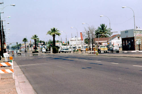 1900 Block E. Apache