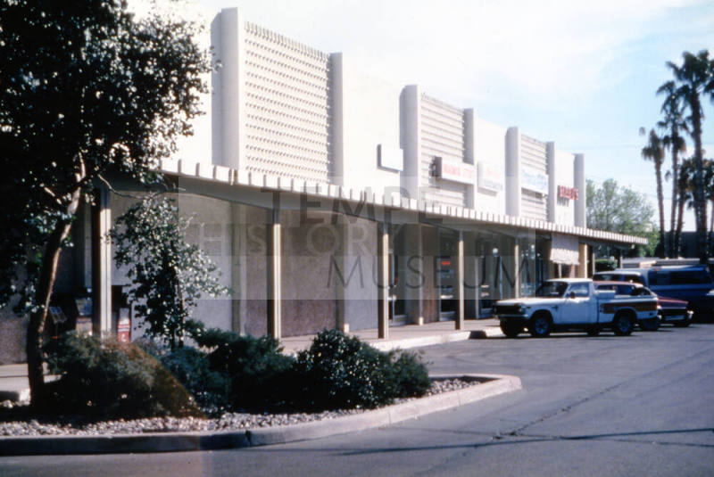Shopping center, 915 E. Broadway Rd.