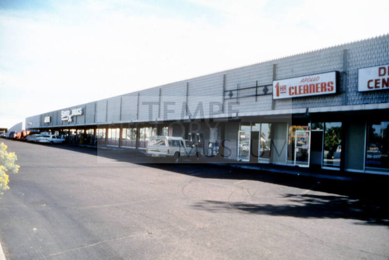 Shopping center, 915 E. Broadway Rd.
