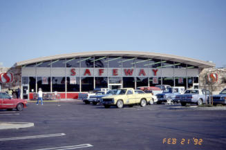 Safeway, 926 E. Broadway Rd.