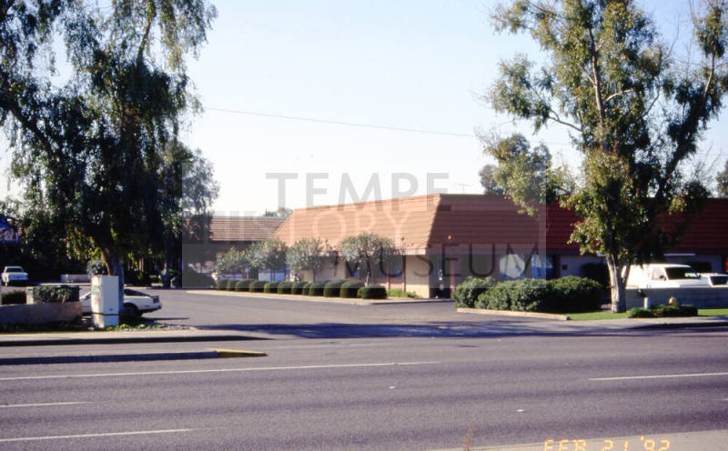 Commercial building, 1705 E. Broadway Rd.