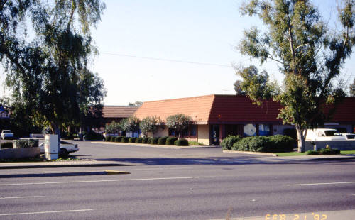 Commercial building, 1705 E. Broadway Rd.