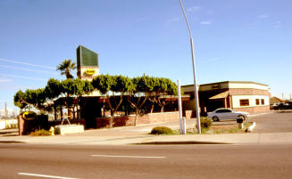 Acme, 855 S. Rural Rd.