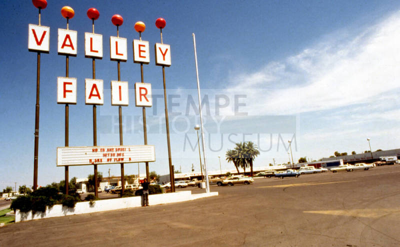 Valley Fair sign, 115 E. Southern Ave.