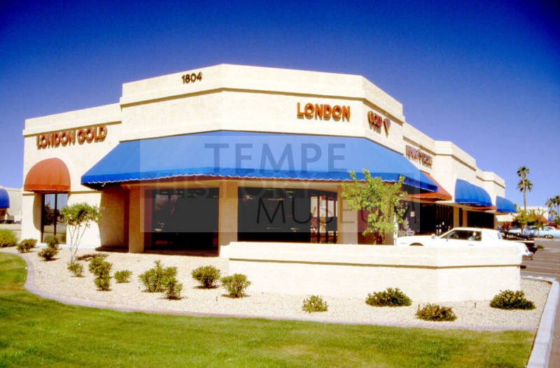 London Gold, Valley Plaza - 3125 S. McClintock Dr.