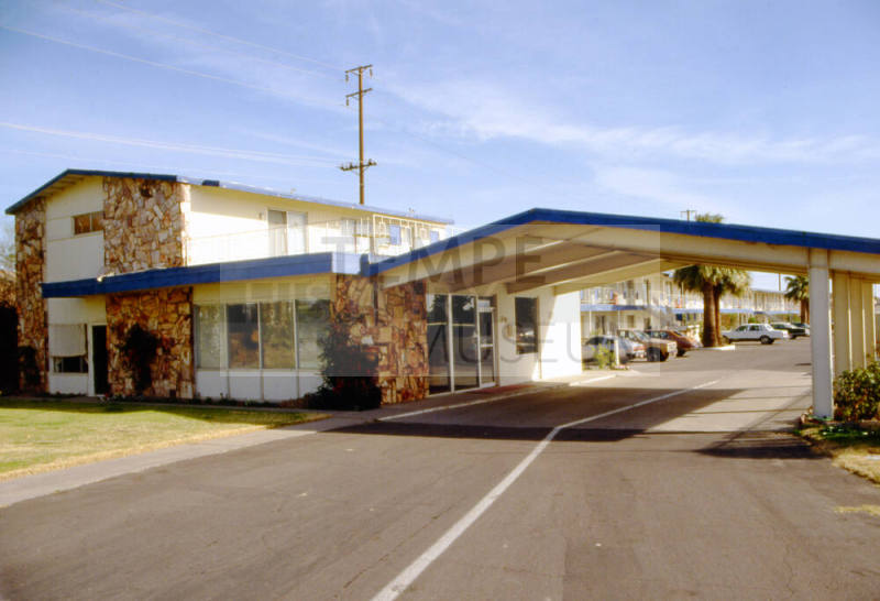 Park Riveria Motor Hotel, 715 N. Mill Ave.