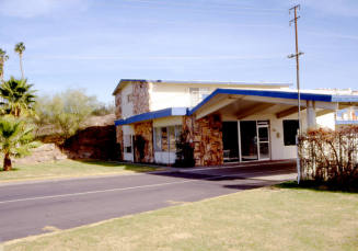 Park Riviera Motor Hotel, 715 N. Mill Ave