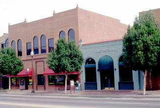 Street Scene, 400 Block S. Mill Ave.