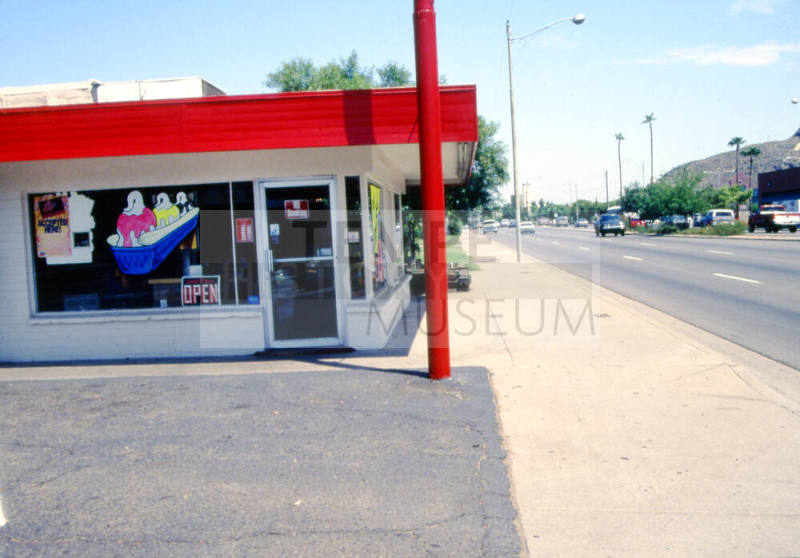 Dairy Queen, 950 S. Mill Ave.