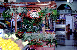 Stabler's Market floral department, University Dr. and Mill Ave.