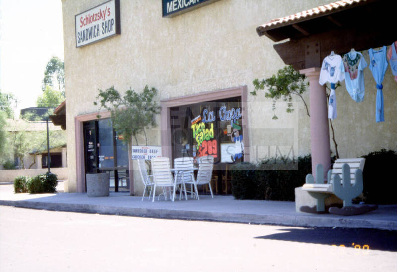 Schlozsky's Deli, shopping center