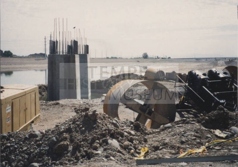 Drilled Shaft Core Bucket and Drilling Platform