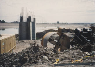 Drilled Shaft Core Bucket and Drilling Platform