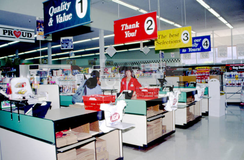 Cashier in Stabler's Market, University Dr. and Mill Ave.