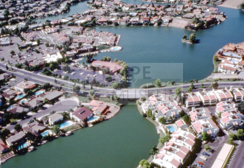 The Lakes, 5501 S. Lakeshore Dr.