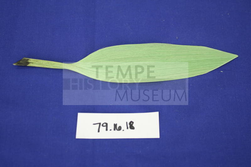 Green spun glass leaf