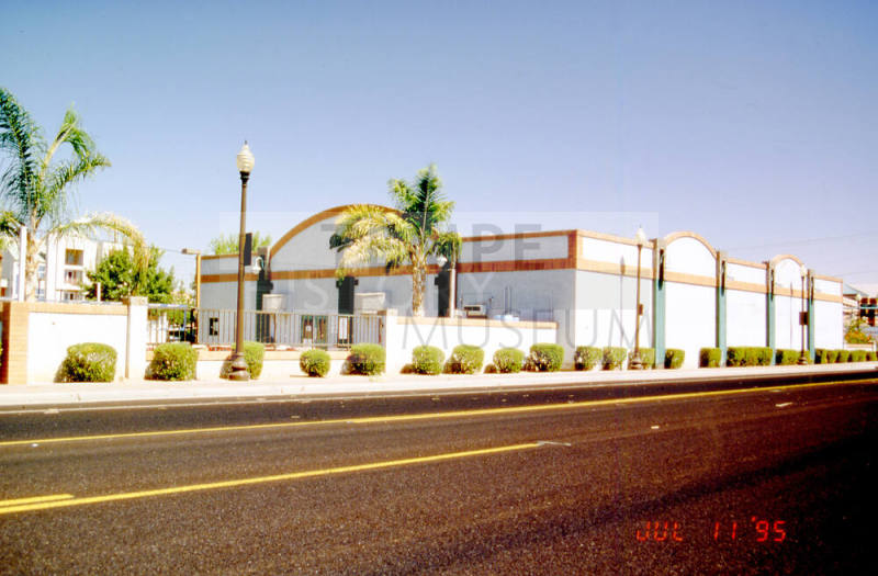 McDuffy's, 230 W. 5th St.