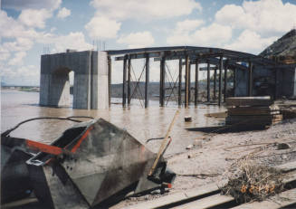 16,000 cfs - Span 3 Falsework