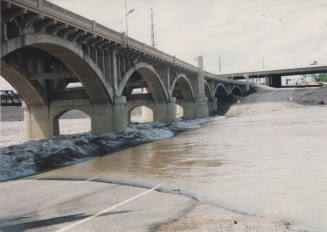 16,000 cfs - Northbound Mill Avenue