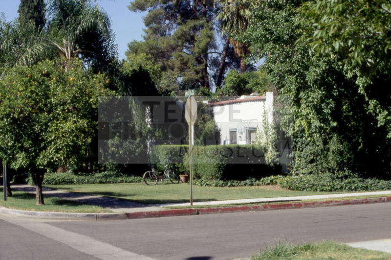 Residence, 1102 S. Maple Ave.