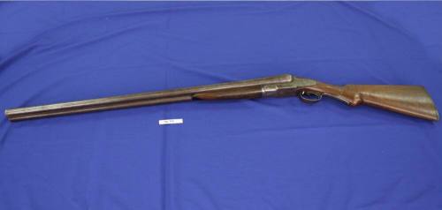 Shotgun, 12 Gauge double barrel