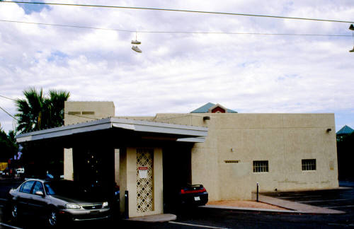 Building on Mill Ave. near 7th St.
