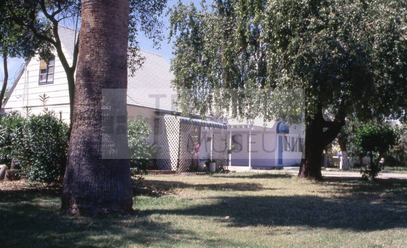Residence, 1110 S. Farmer Ave.