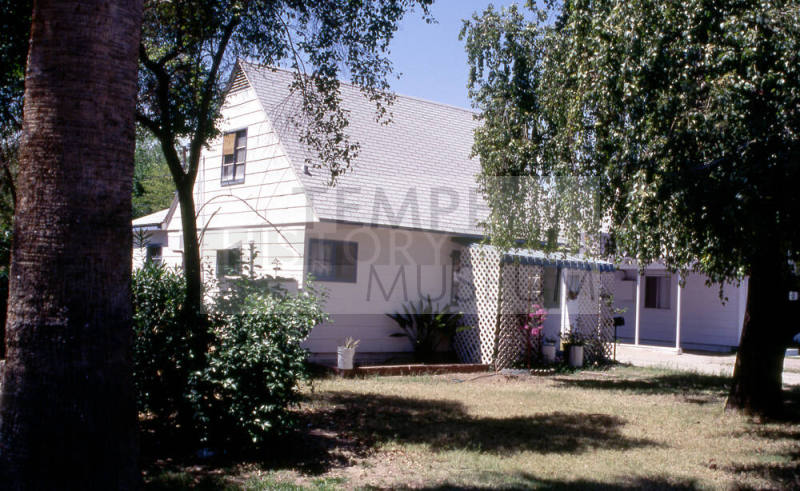 Residence, 1110 S. Farmer Ave.