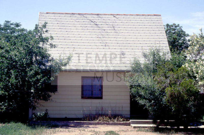 Residence in 1100 block of S. Farmer Ave.
