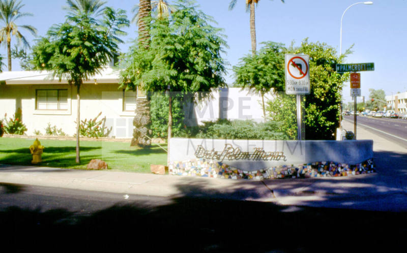 Date Palm Manor sign, W. Palmcroft Dr. and S. Mill Ave.