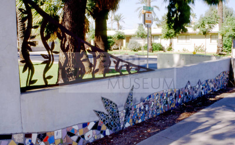 Date Palm Manor sign, W. Palmcroft Dr. and S. Mill Ave.