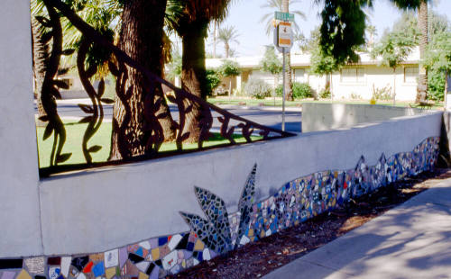 Date Palm Manor sign, W. Palmcroft Dr. and S. Mill Ave.