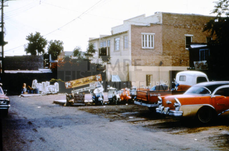 Alley behind 409 S. Mill Ave.