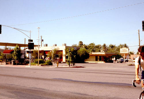 Southwest corner 6th and Mill "before"